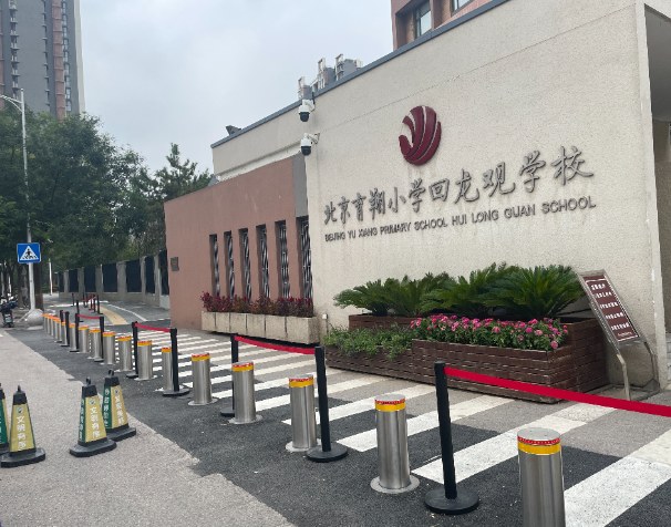 为什么全自动升降柱能适配90%以上安防场景？