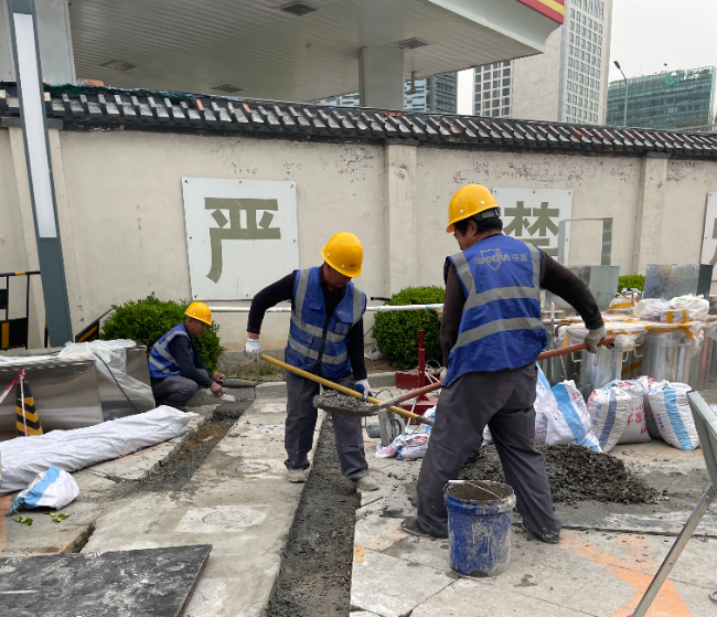 防撞升降柱的安装步骤